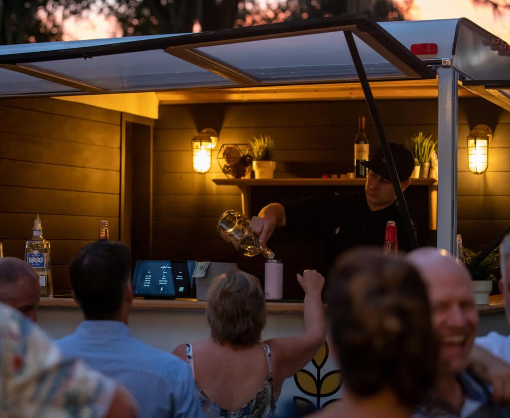 Orlando Mobile Bartending Service And Trailer Bar Hub Tap